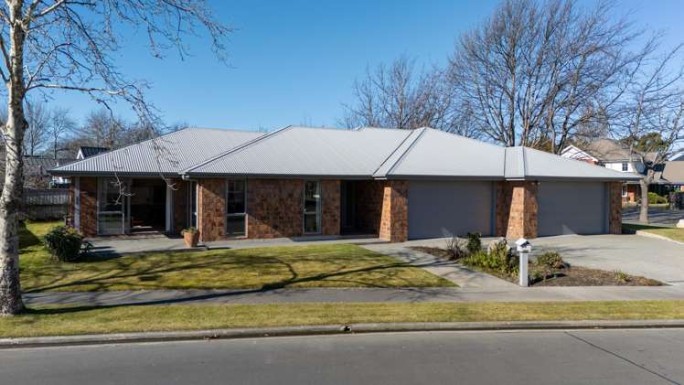 6 Woodhurst Drive Casebrook_23