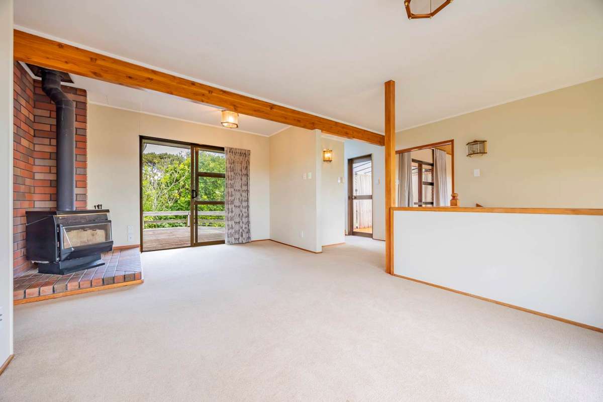 19 Tarahanga Street_3
