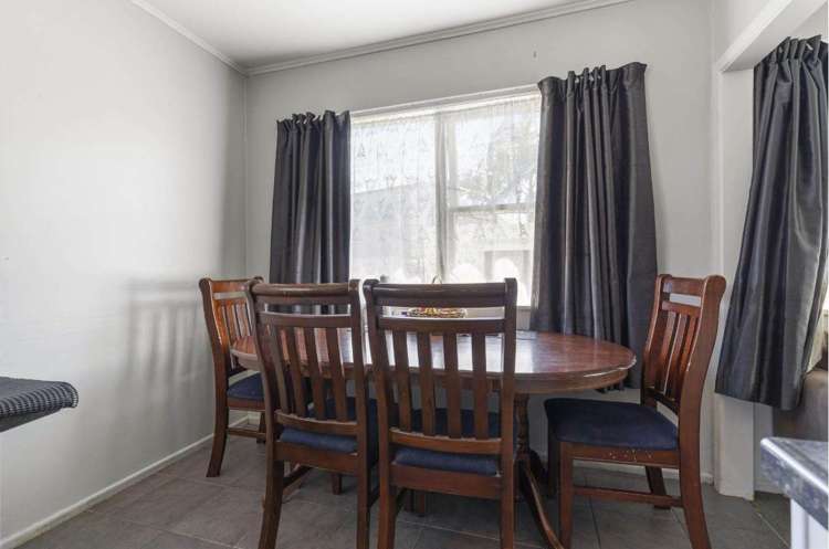 21 Tranent Road Mangere_13