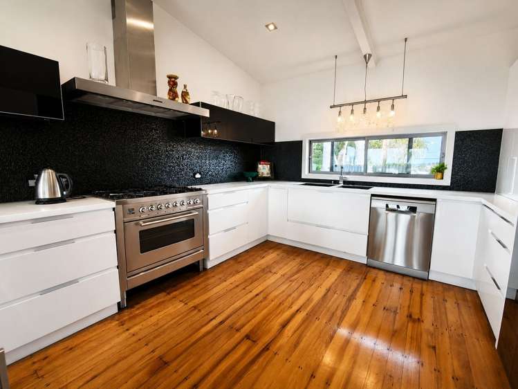 320 West Tamaki Road Wai O Taiki Bay_13