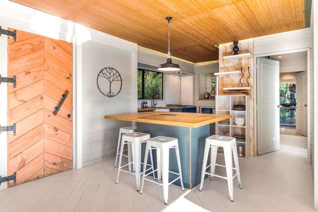 71 Trig Hill Road Onetangi_4