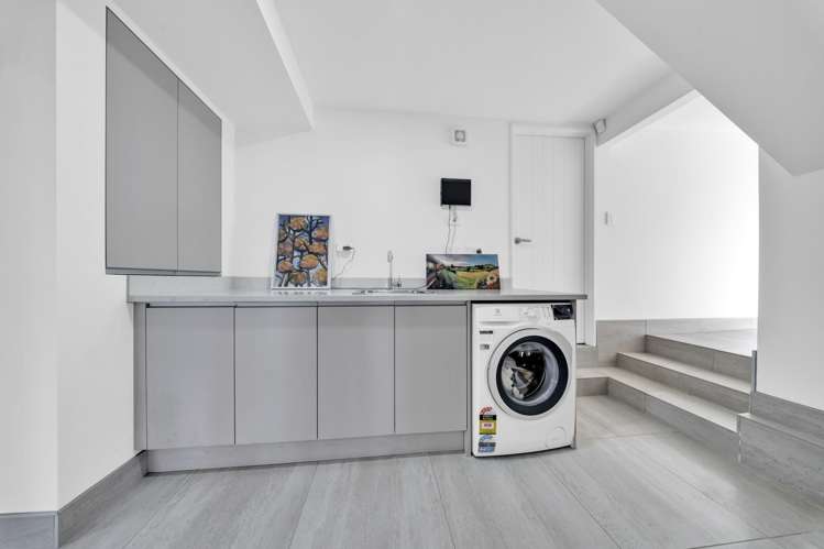 16 & 16A Mander Place Bucklands Beach_6