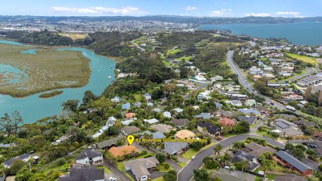 82 Rivervale Grove Stanmore Bay_2