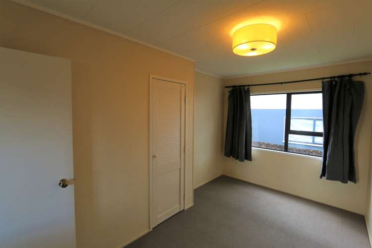 15A Halleys Place Mount Roskill_6