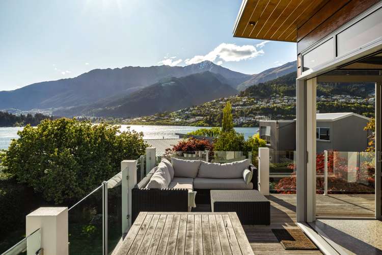 497 Peninsula Road Kelvin Heights_15