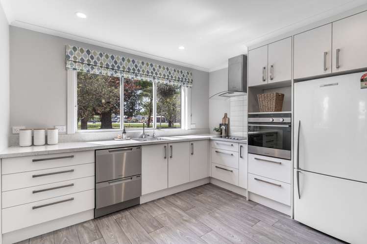 76 Great North Road Winton_8