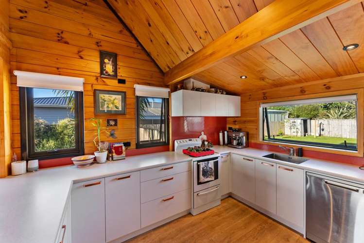 5 Kaitake Place Oakura_4