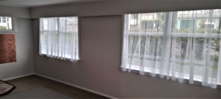 7 Terrance Grove Paparangi_20