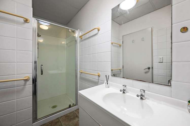 Unit 4/14 Airborne Road Rosedale_9