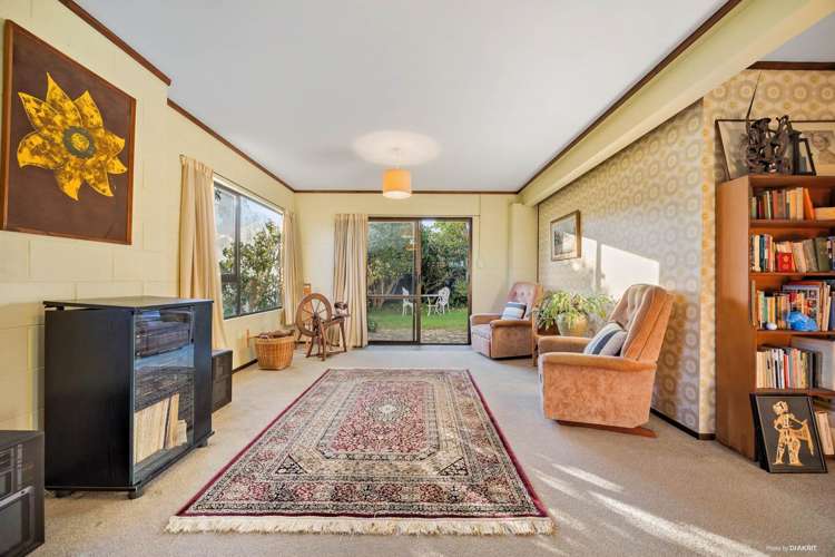 8 Heron Place Waiuku_21