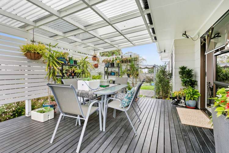 1/2 Burundi Avenue Clendon Park_8