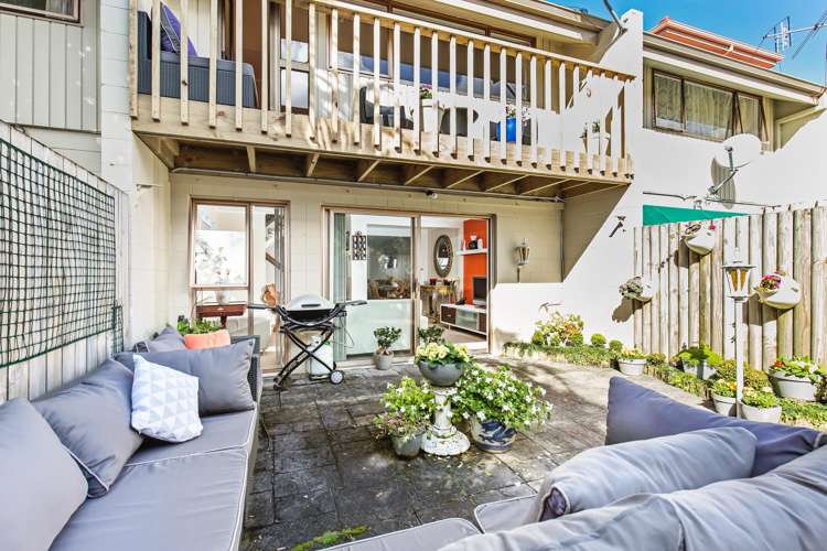 2/3 Glen Road Browns Bay_18