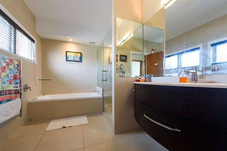 10 Lohia Street Khandallah_12