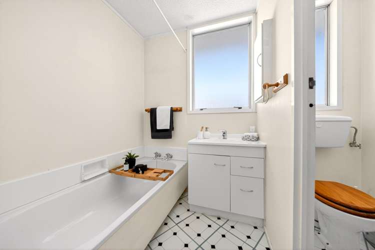 35 Lincoln Road Carterton_17