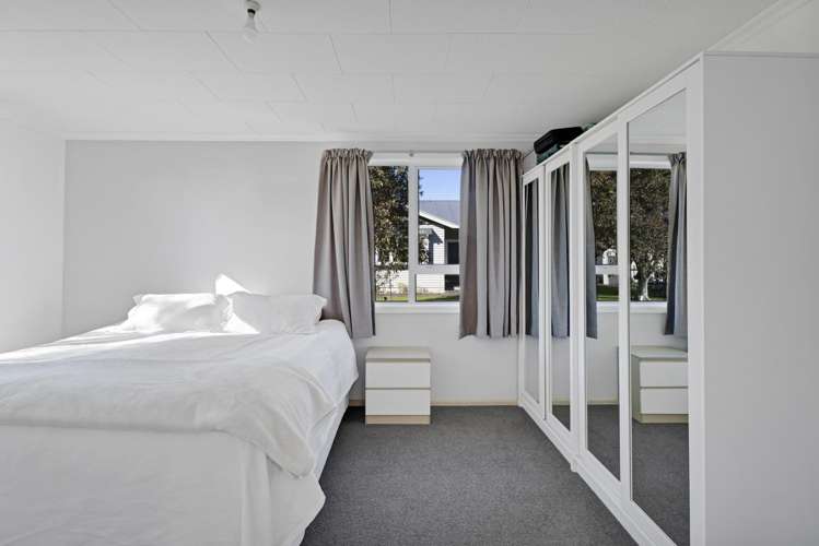 2 Orlando Street Stratford_6
