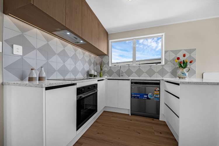 15 Penion Drive Otara_6