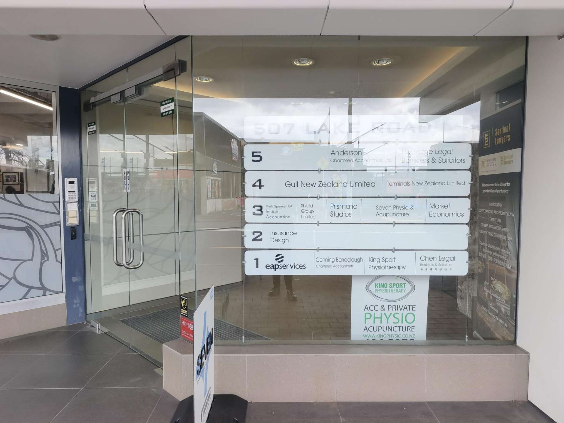 Suites 3 and 4/507 Lake Road Takapuna_0