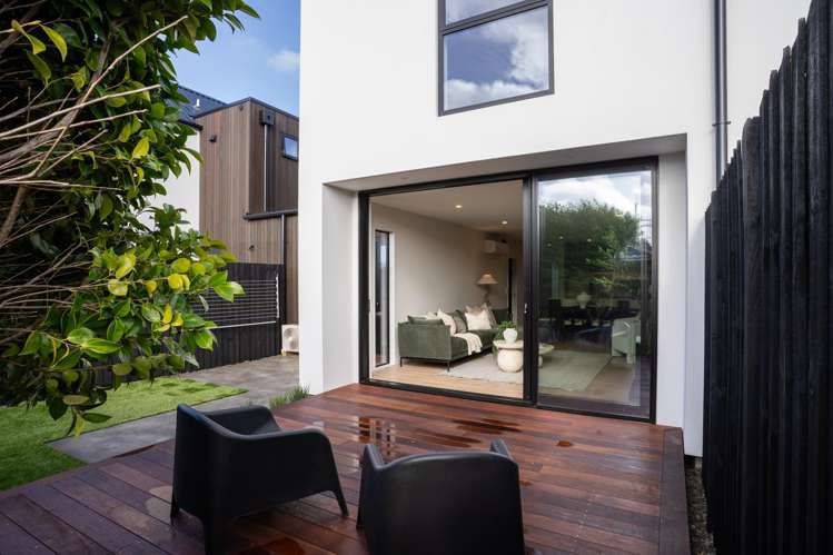 2/27 Division Street Riccarton_6