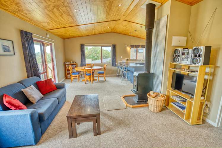 4 Russell Street Okarito_31