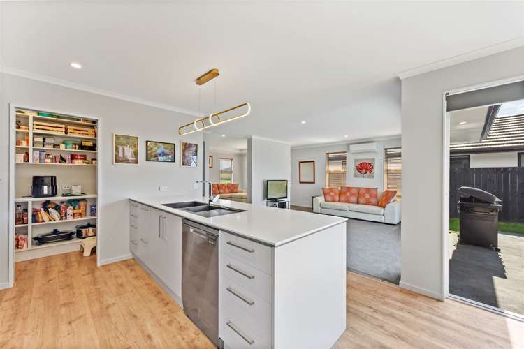 15 Oakdale Grove Richmond_4