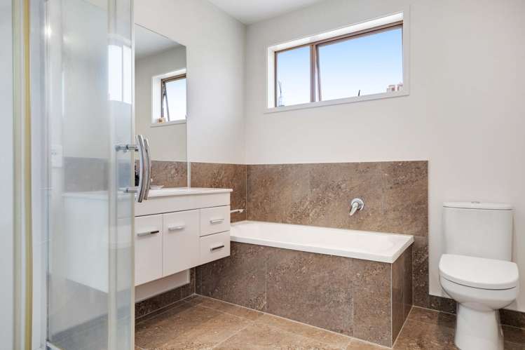 29 Sorrel Crescent Bucklands Beach_24