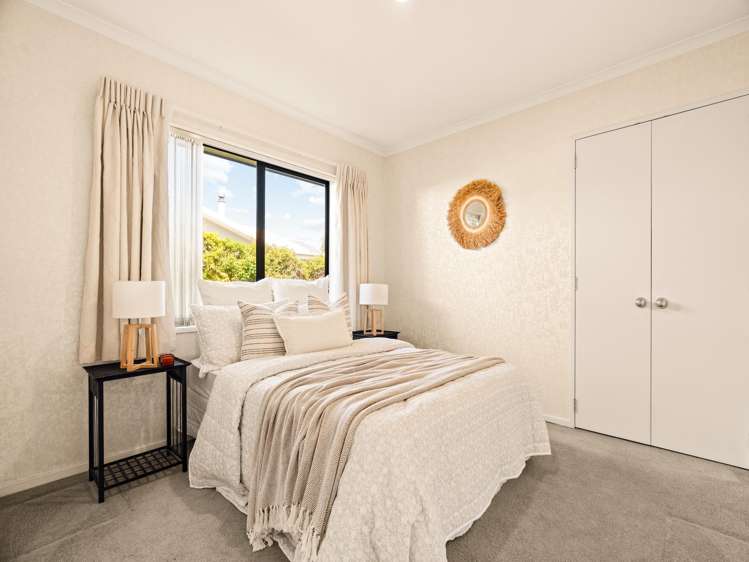 2 Luculia Drive Mt Maunganui_14