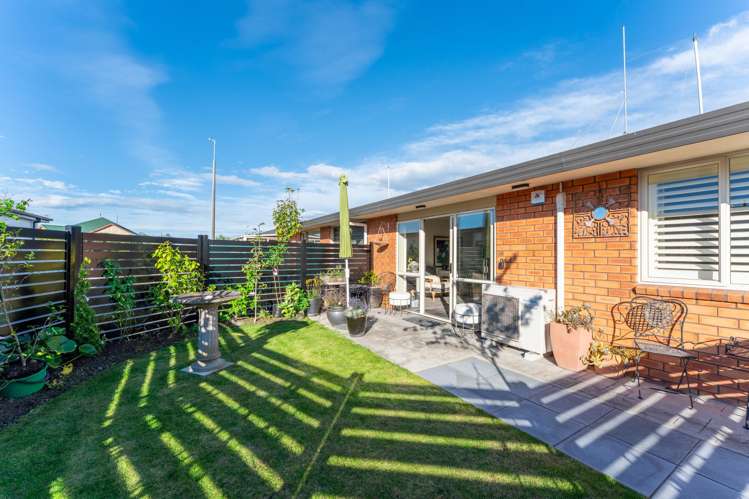 2/21 Preston Street_0