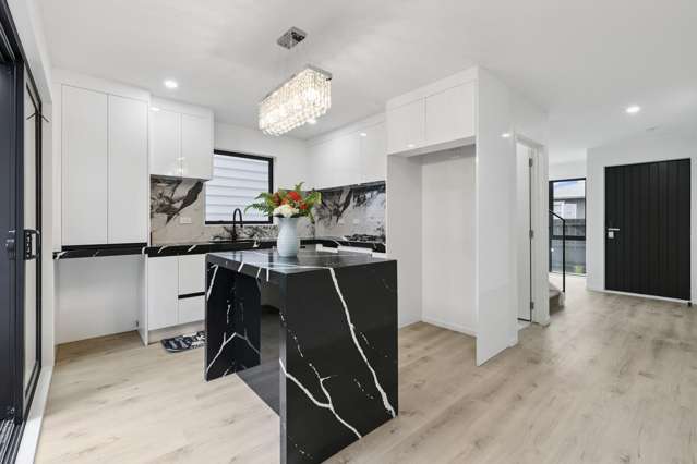 3/6 Pikitea Road Mangere Bridge_2