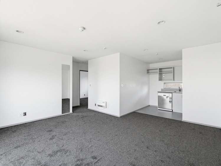 8/443 Cashel Street Linwood_7