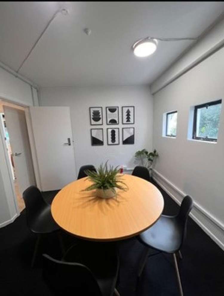22 Kingsford Smith Street Rongotai_1