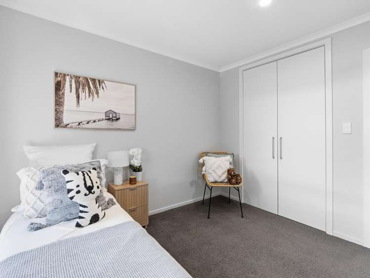 7 Woodham Drive Allenton_15