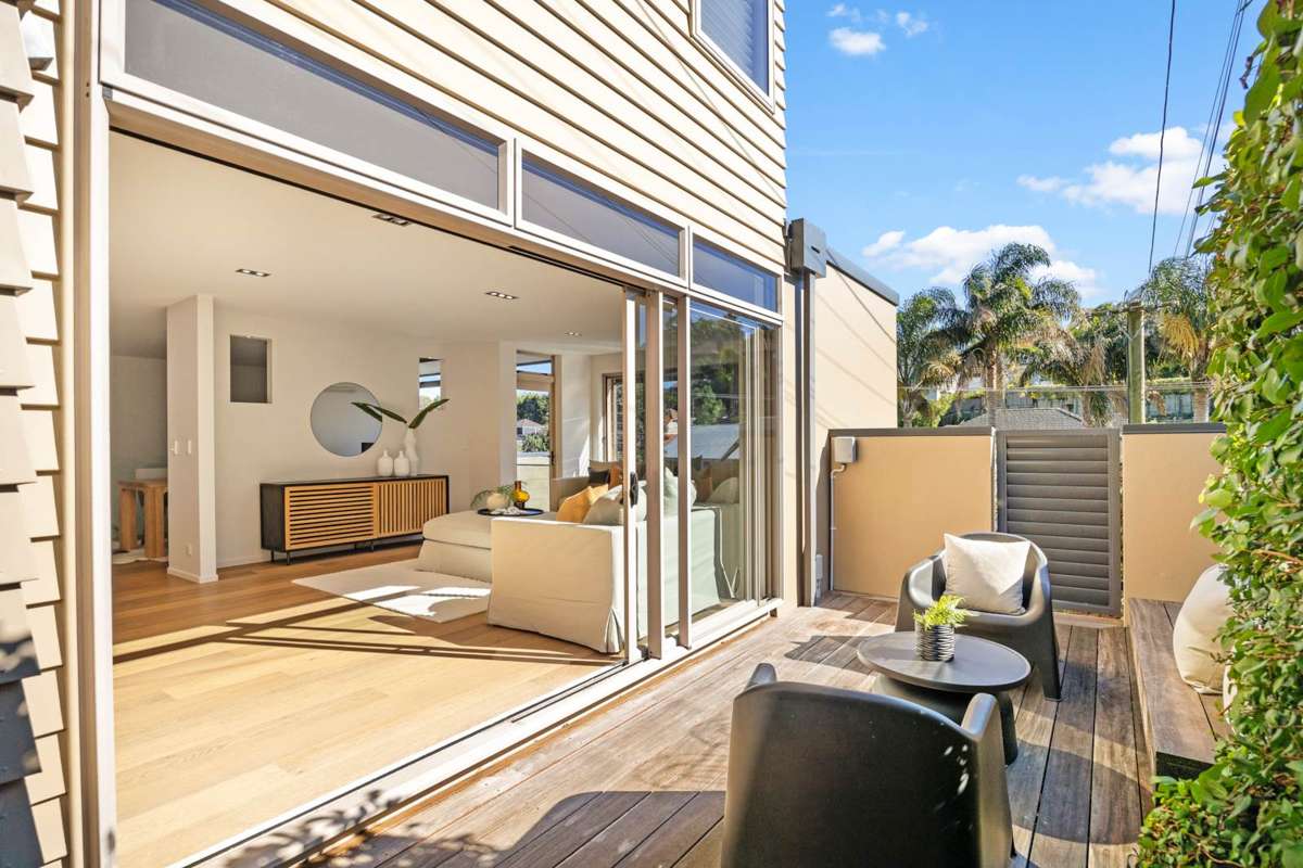 14 Debron Avenue_2