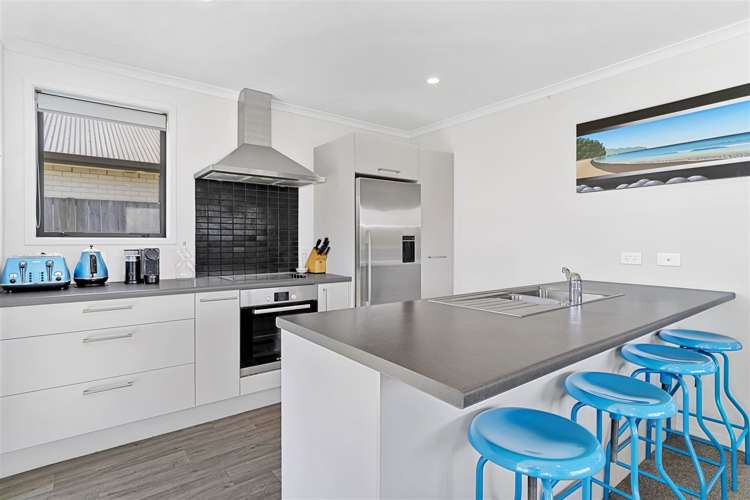 32 Te Hare Piahana Way Papamoa_5