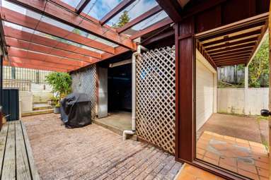 27 Oaktree Avenue_3