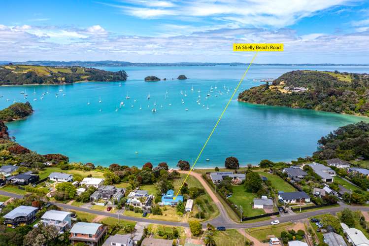 16 Shelly Beach Road Surfdale_9