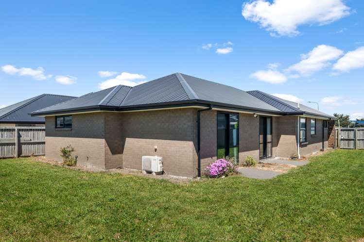 11 Zinnia Way Wigram_16