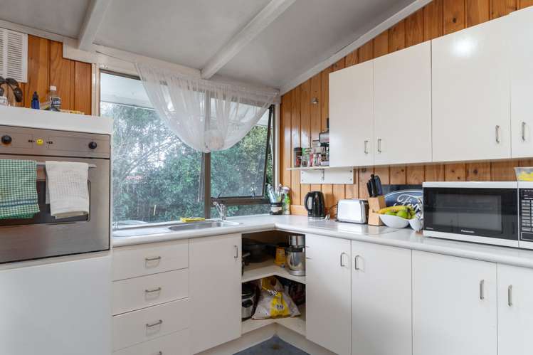 52 Lyon Street Featherston_2