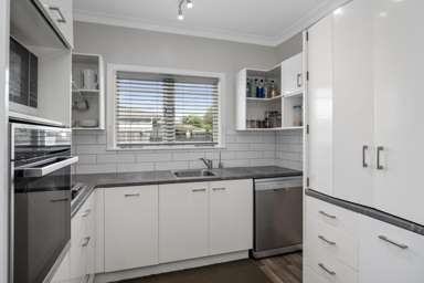 55B Pemberton Crescent_4