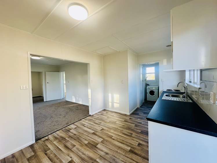 25 Morrie Laing Ave Mount Roskill_3