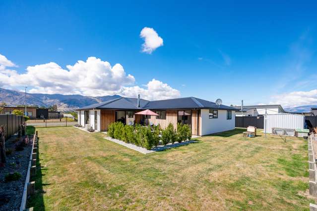 4 Pennycook Place Lake Hawea_1