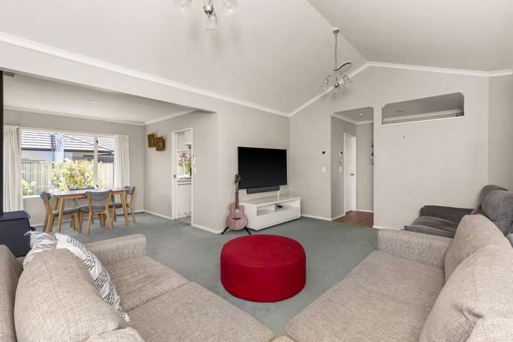 5 Claridge Place Taradale_2