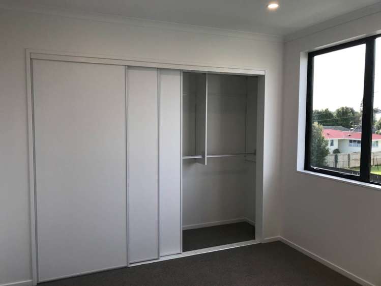26B Titoki Street Te Atatu Peninsula_13