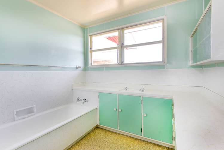 31 Carrick Road Twyford_14