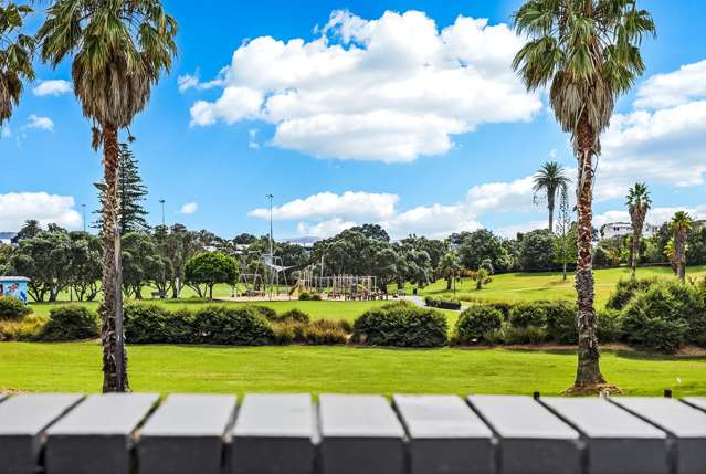 44 William Bayes Place Red Beach_3