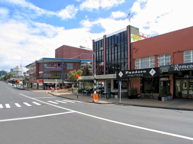 2/14 Esmonde Road Takapuna_16