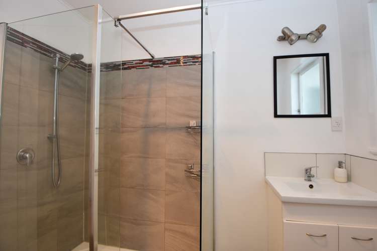 6 Taylor Street Carterton_14