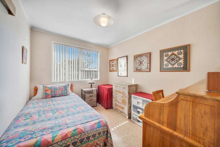 16 Pavola Grove Glenfield_9