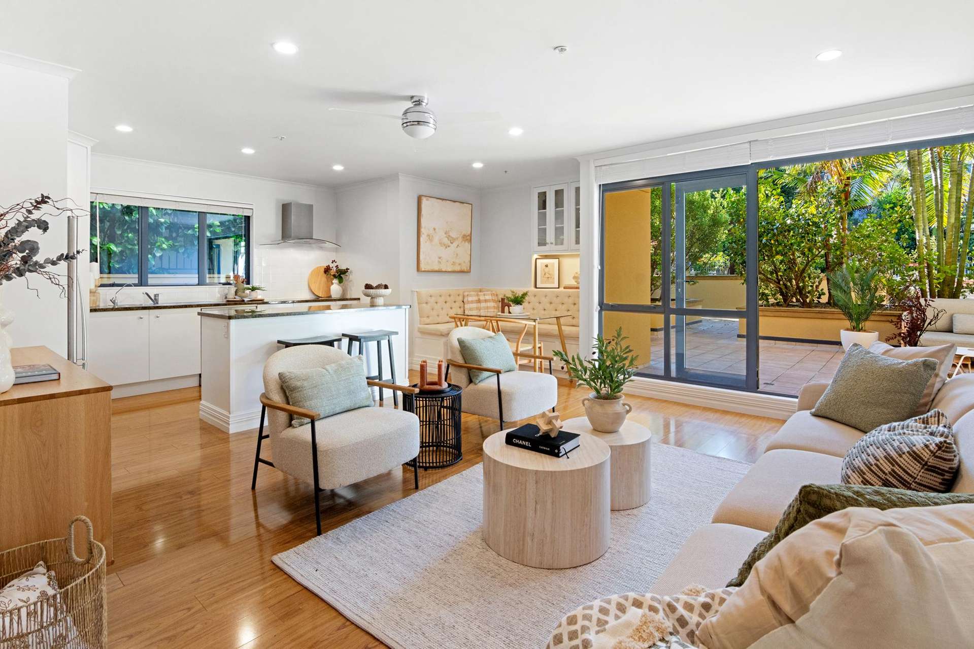 1P/9 Bute Road Browns Bay_0