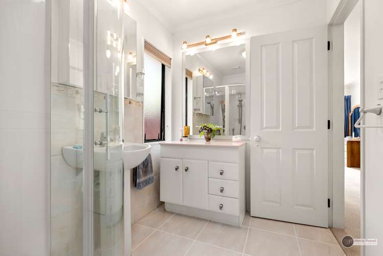 29 Hinau Street Eastbourne_17