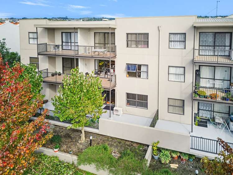 2/124 Stancombe Road_4